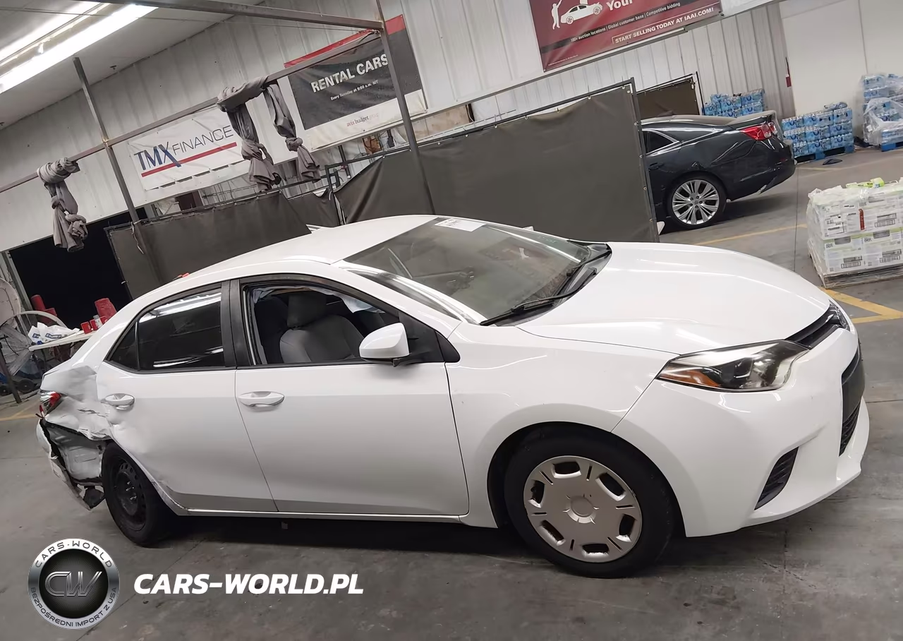 2015 Toyota Corolla Le VIN:2T1BURHE8FC465187 - 13