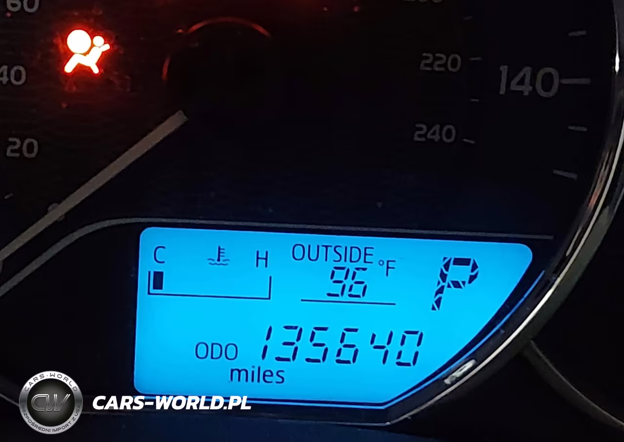 2015 Toyota Corolla Le VIN:2T1BURHE8FC465187 - 15
