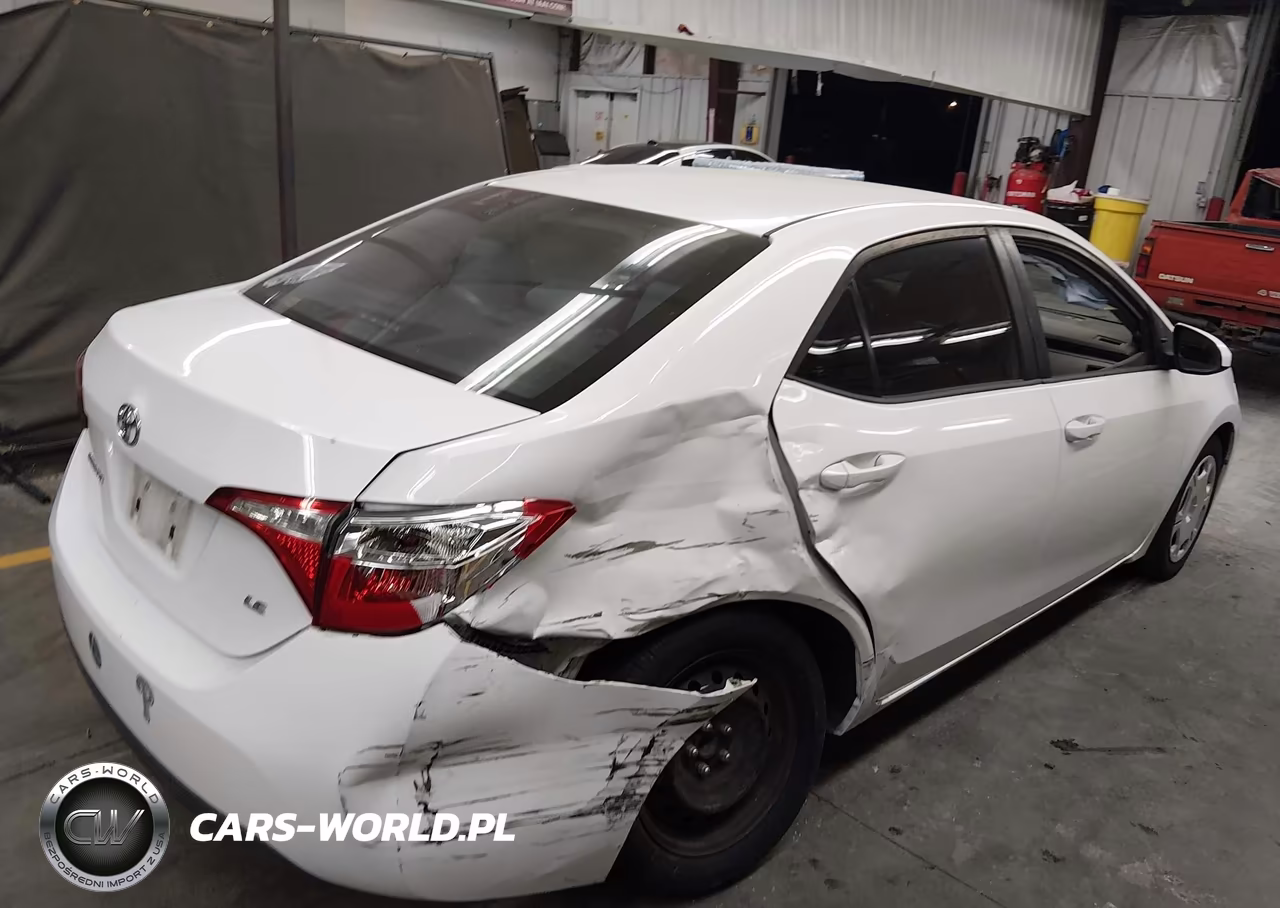 2015 Toyota Corolla Le VIN:2T1BURHE8FC465187 - 6