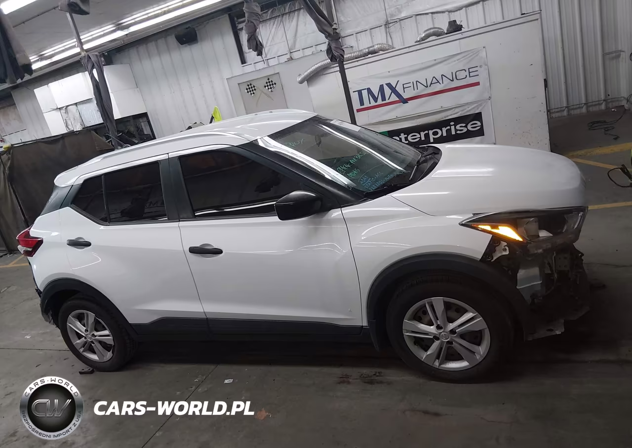 2019 Nissan Kicks S VIN:3N1CP5CU8KL538068 - 14