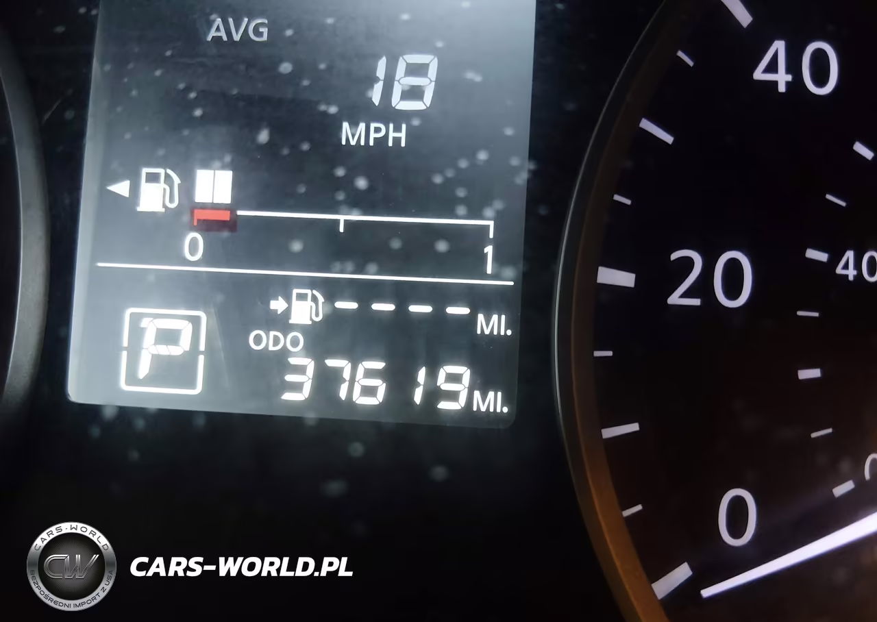 2019 Nissan Kicks S VIN:3N1CP5CU8KL538068 - 16