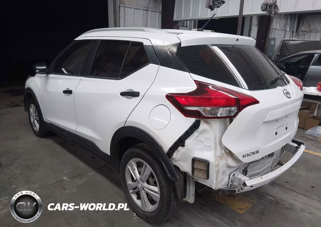 2019 Nissan Kicks S VIN:3N1CP5CU8KL538068 - 3