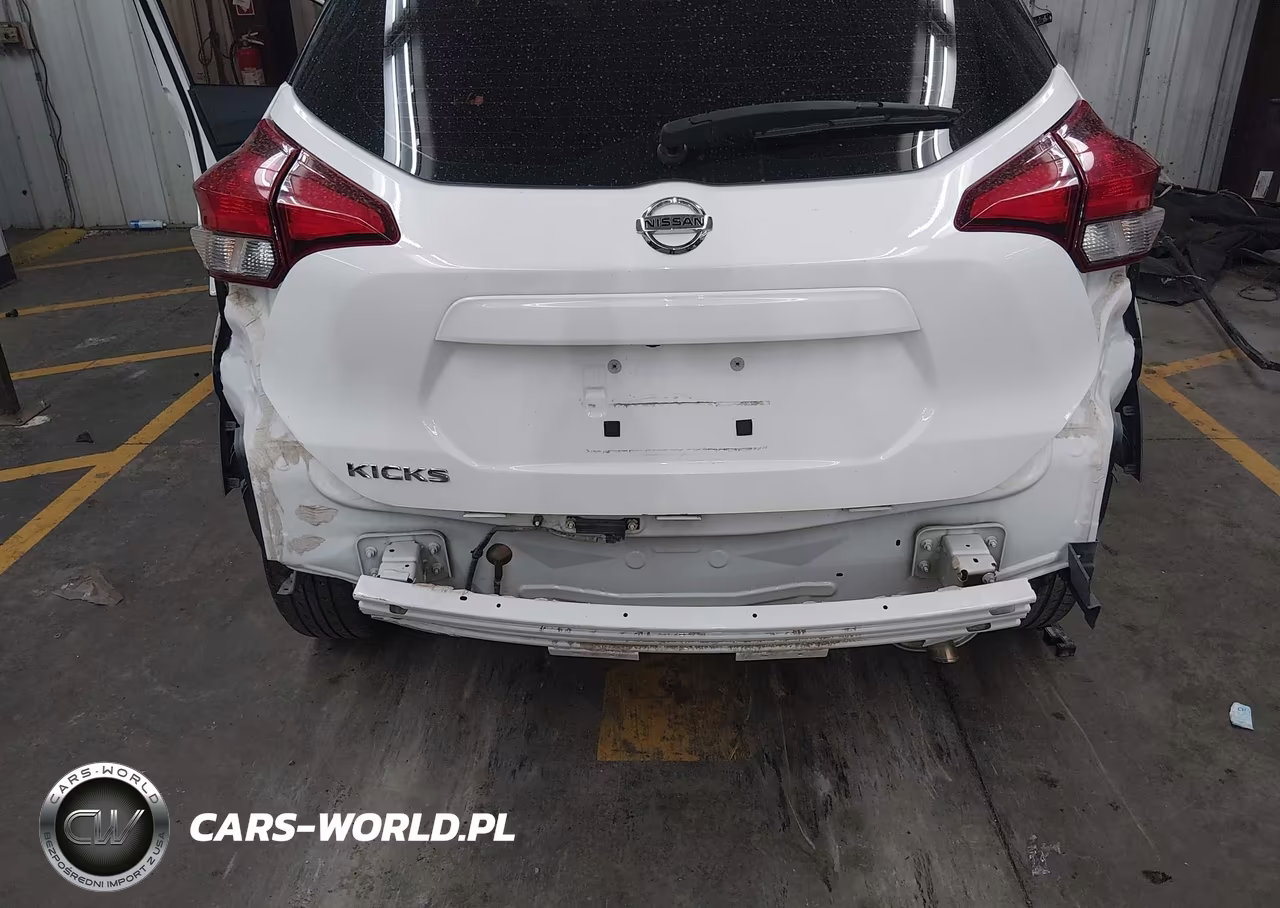2019 Nissan Kicks S VIN:3N1CP5CU8KL538068 - 6