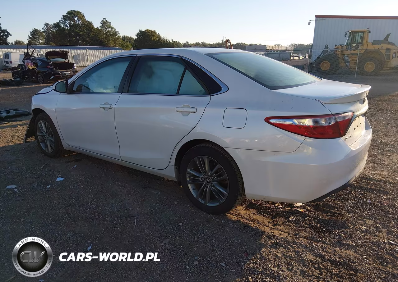 2017 Toyota Camry Se VIN:4T1BF1FK7HU402295 - 3