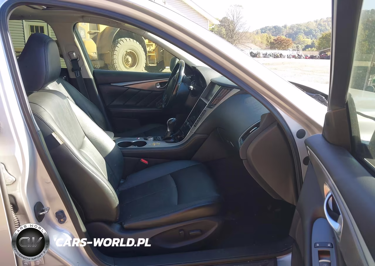 2015 Infiniti Q50 Premium VIN:JN1BV7AR1FM394449 - 5