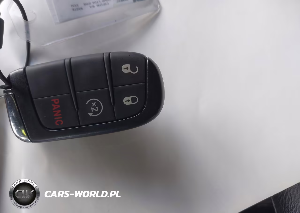 2025 Jeep Compass Limited 4X4 VIN:3C4NJDCN4ST600706 - 11