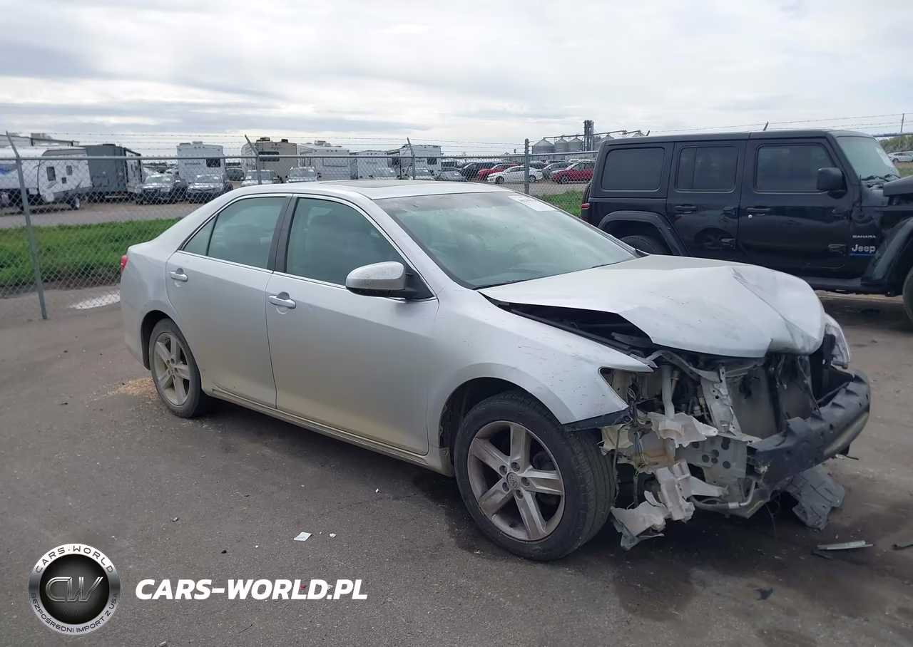 2013 Toyota Camry Xle – zdjęcie 1 z 16