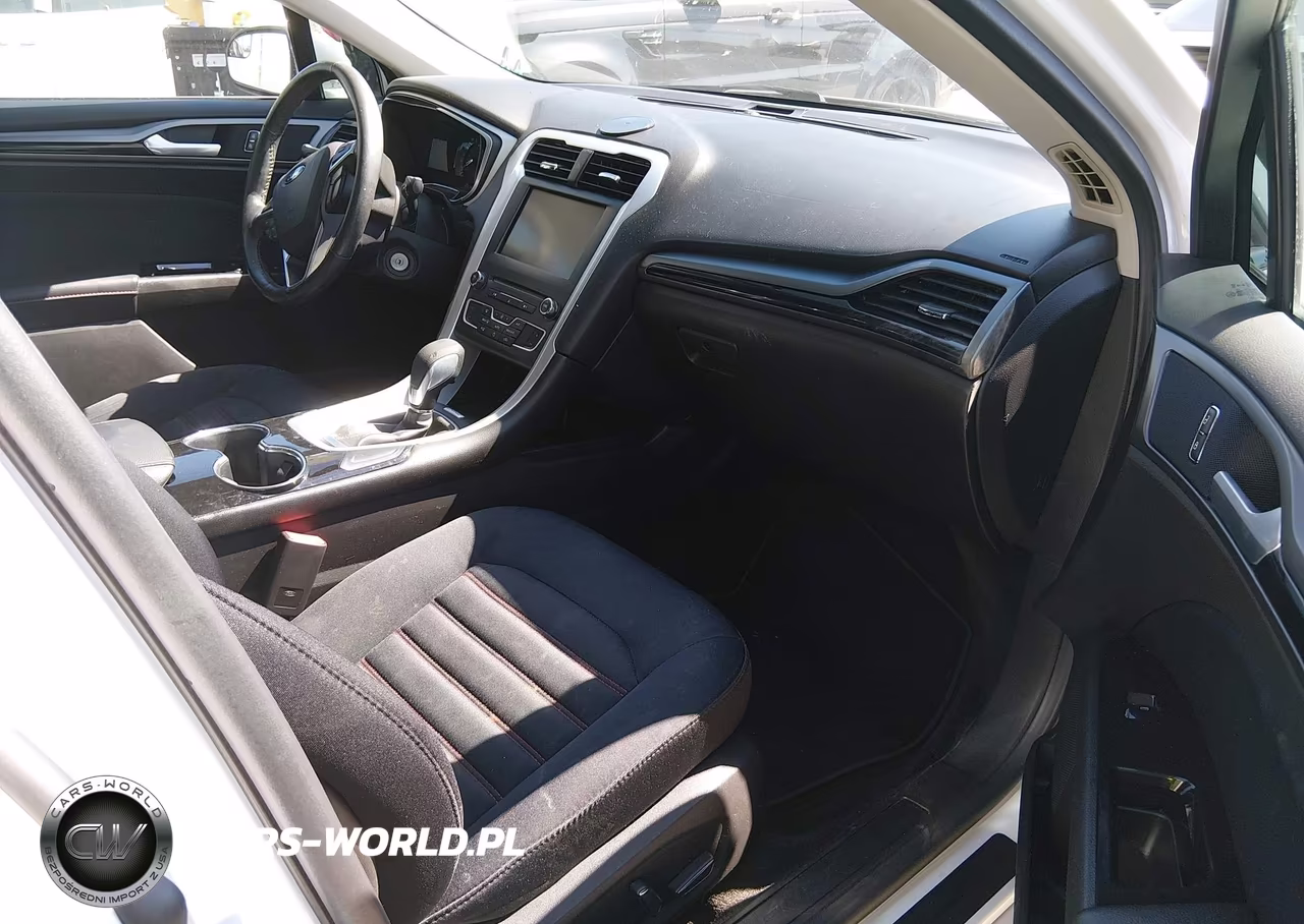 2016 Ford Fusion Se VIN:3FA6P0H71GR304686 - 5