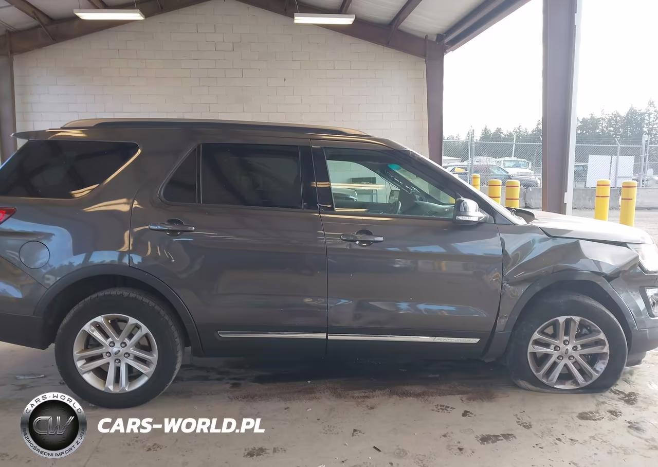 2016 Ford Explorer Xlt VIN:1FM5K7D87GGA43417 - 14