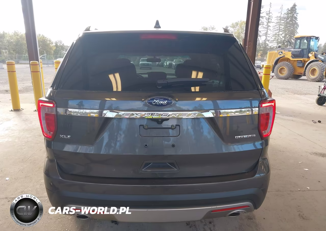 2016 Ford Explorer Xlt VIN:1FM5K7D87GGA43417 - 17