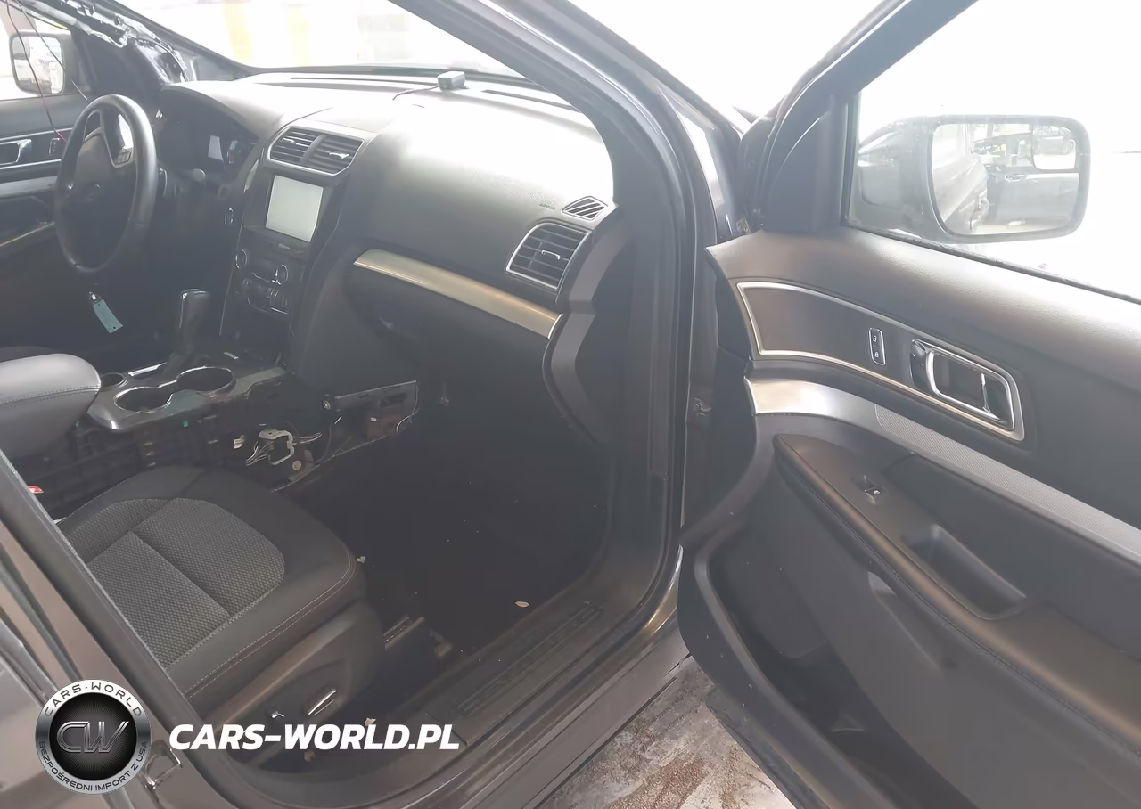 2016 Ford Explorer Xlt VIN:1FM5K7D87GGA43417 - 5
