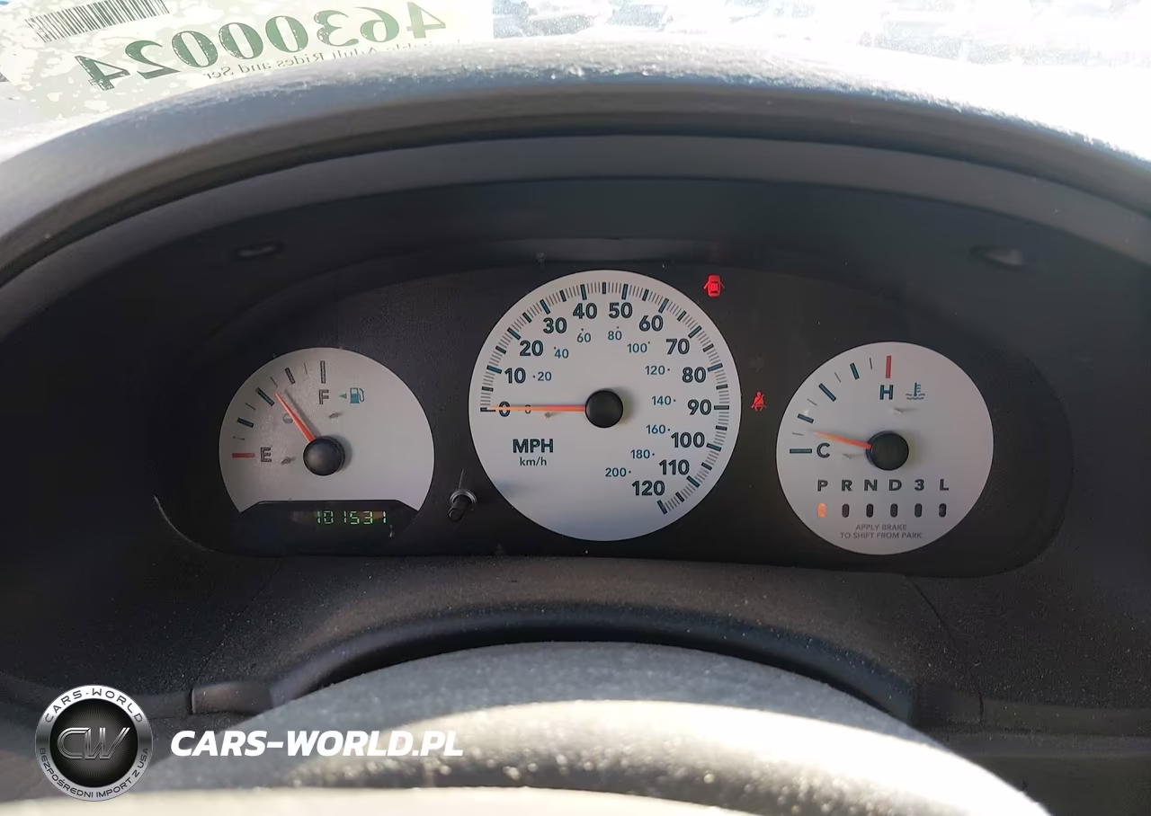 2005 Chrysler Town & Country VIN:1C4GP45R35B196245 - 7