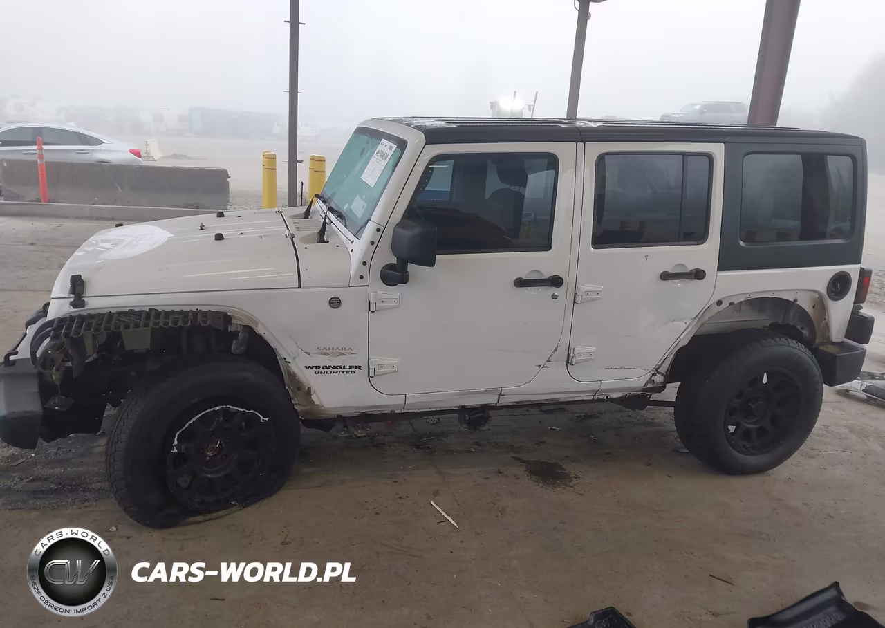 2013 Jeep Wrangler Unlimited Sahara VIN:1C4BJWEG9DL680242 - 6