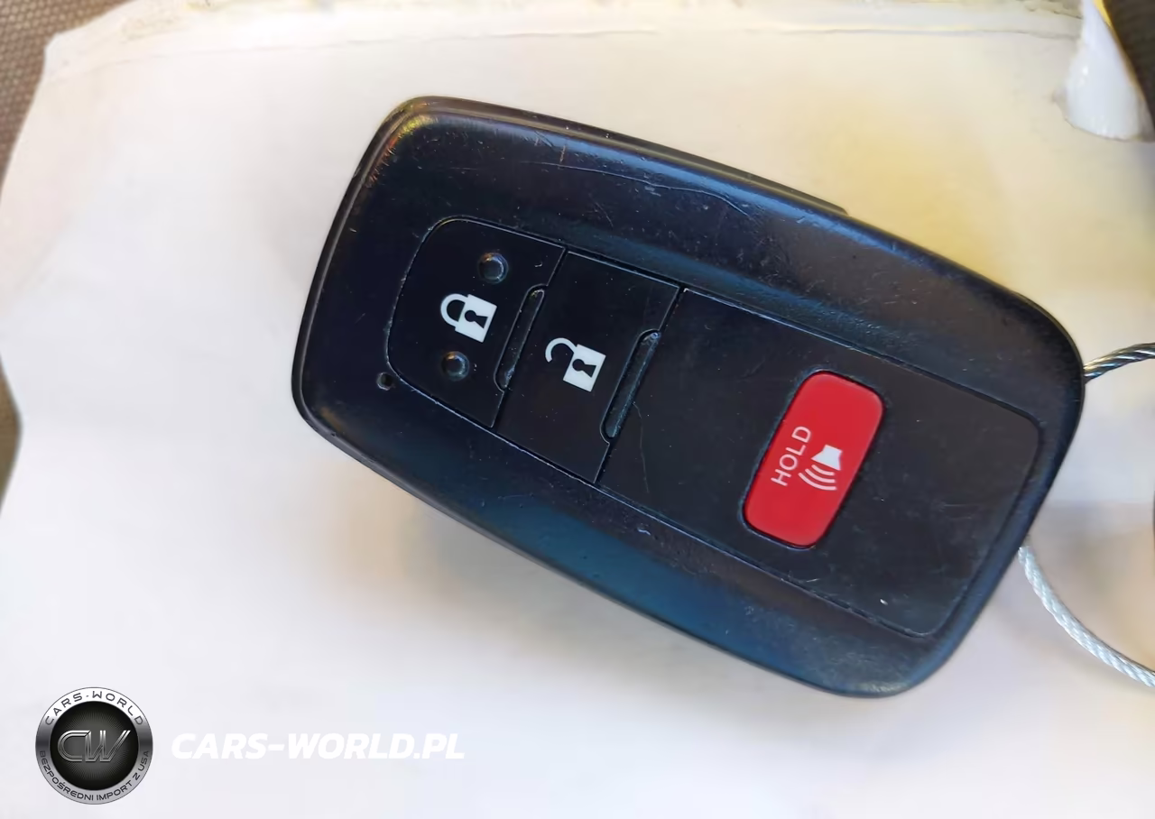 2021 Toyota Prius L Eco VIN:JTDKAMFU4M3128639 - 11