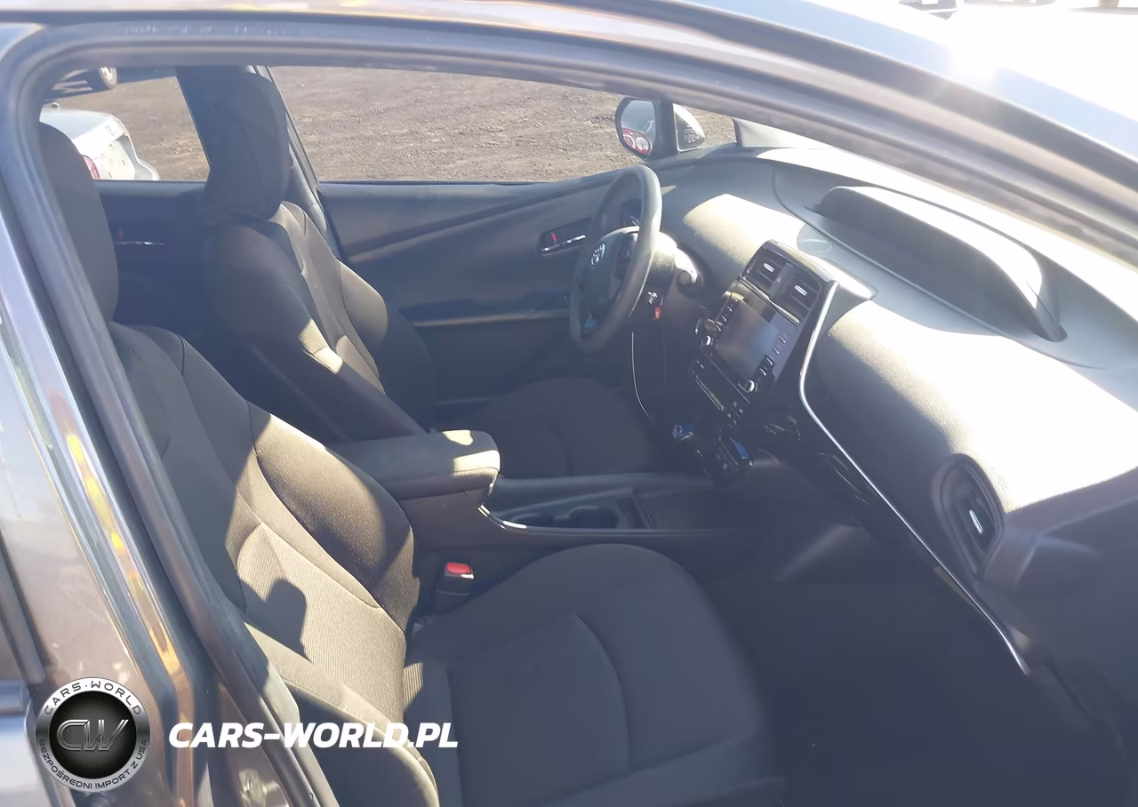 2021 Toyota Prius L Eco VIN:JTDKAMFU4M3128639 - 5