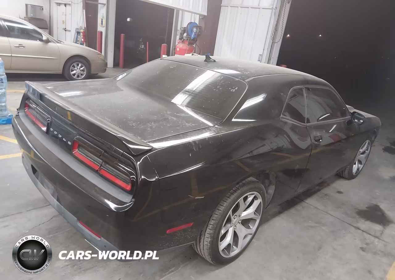 2016 Dodge Challenger Sxt Plus VIN:2C3CDZAG8GH232342 - 4