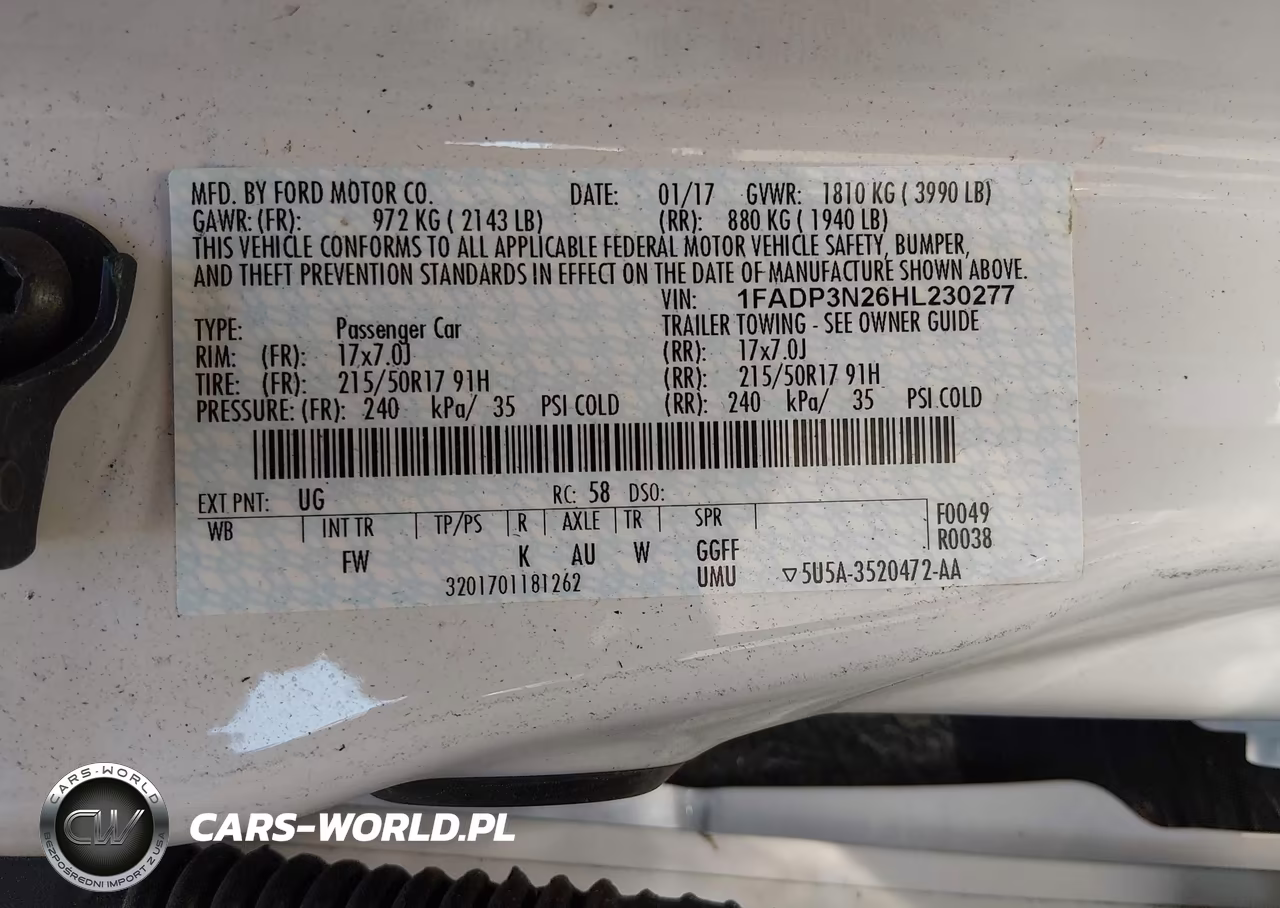 2017 Ford Focus Titanium VIN:1FADP3N26HL230277 - 9