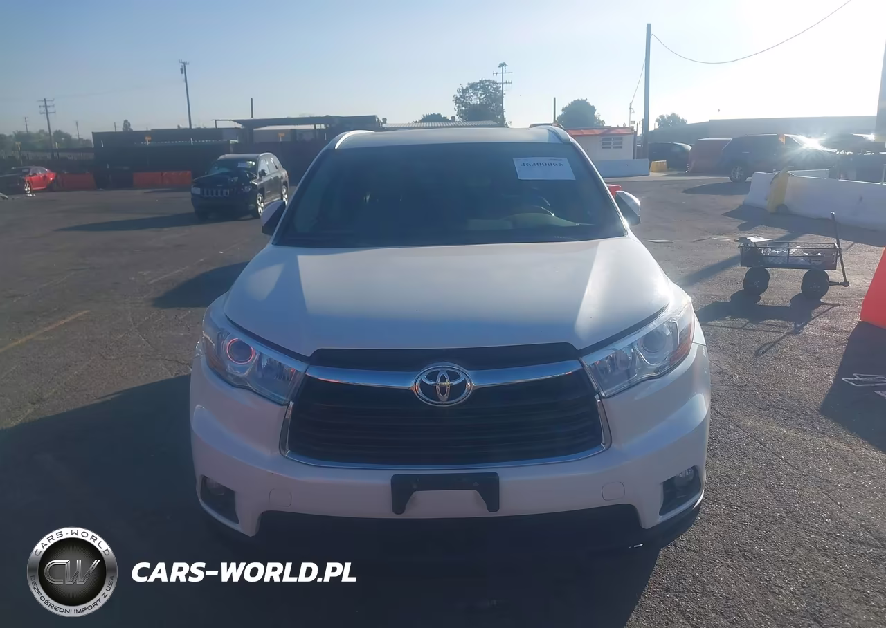 2015 Toyota Highlander Xle V6 VIN:5TDKKRFH4FS074659 - 12