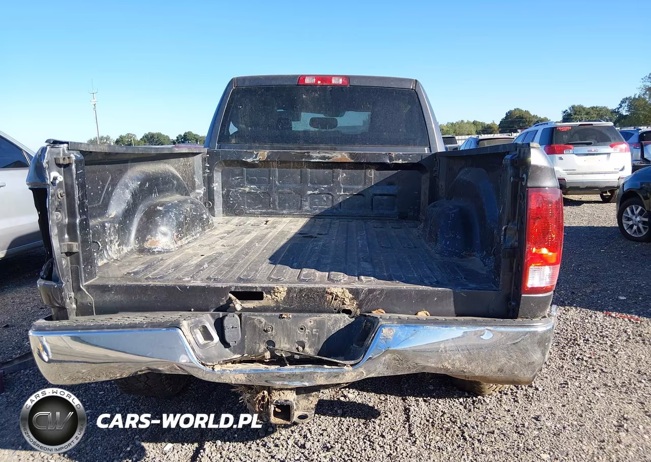2018 Ram 2500 Tradesman 4X4 6'4 Box VIN:3C6UR5CL2JG381168 - 17
