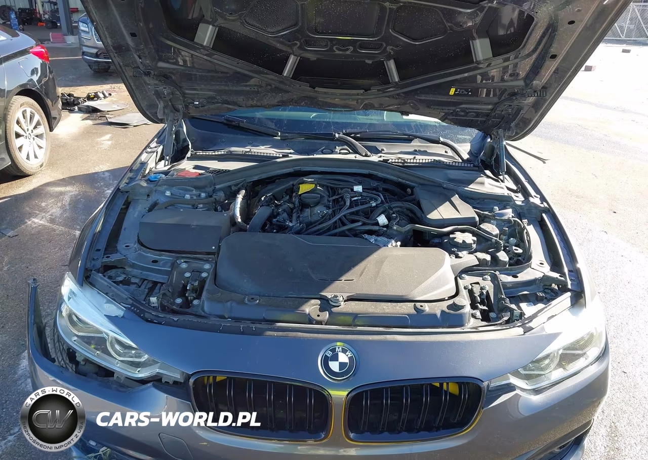 2018 BMW 330I xDrive VIN:WBA8D9C51JA615880 - 10