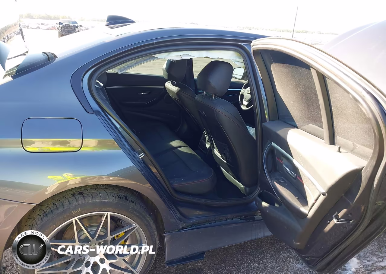 2018 BMW 330I xDrive VIN:WBA8D9C51JA615880 - 8