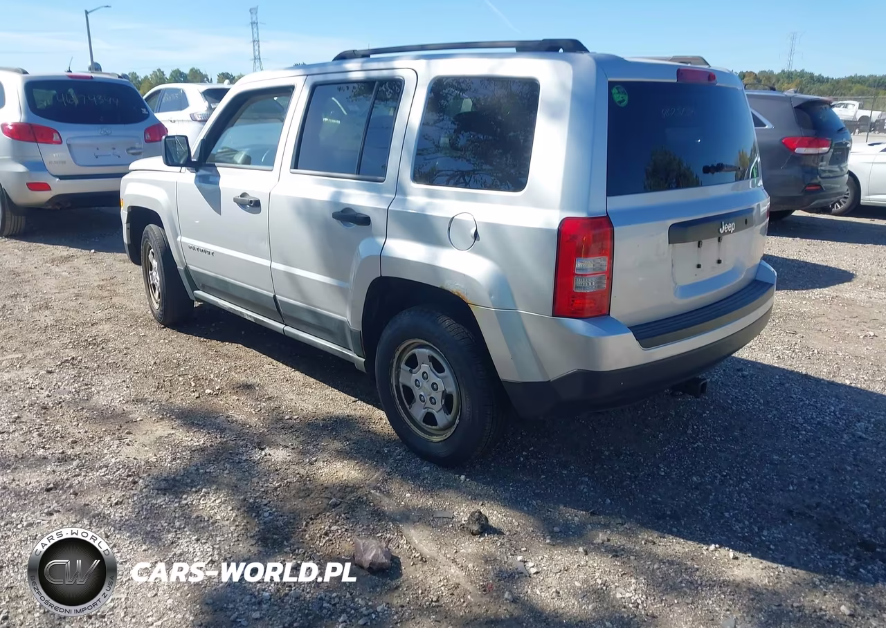 2011 Jeep Patriot Sport VIN:1J4NT1GA3BD267124 - 3