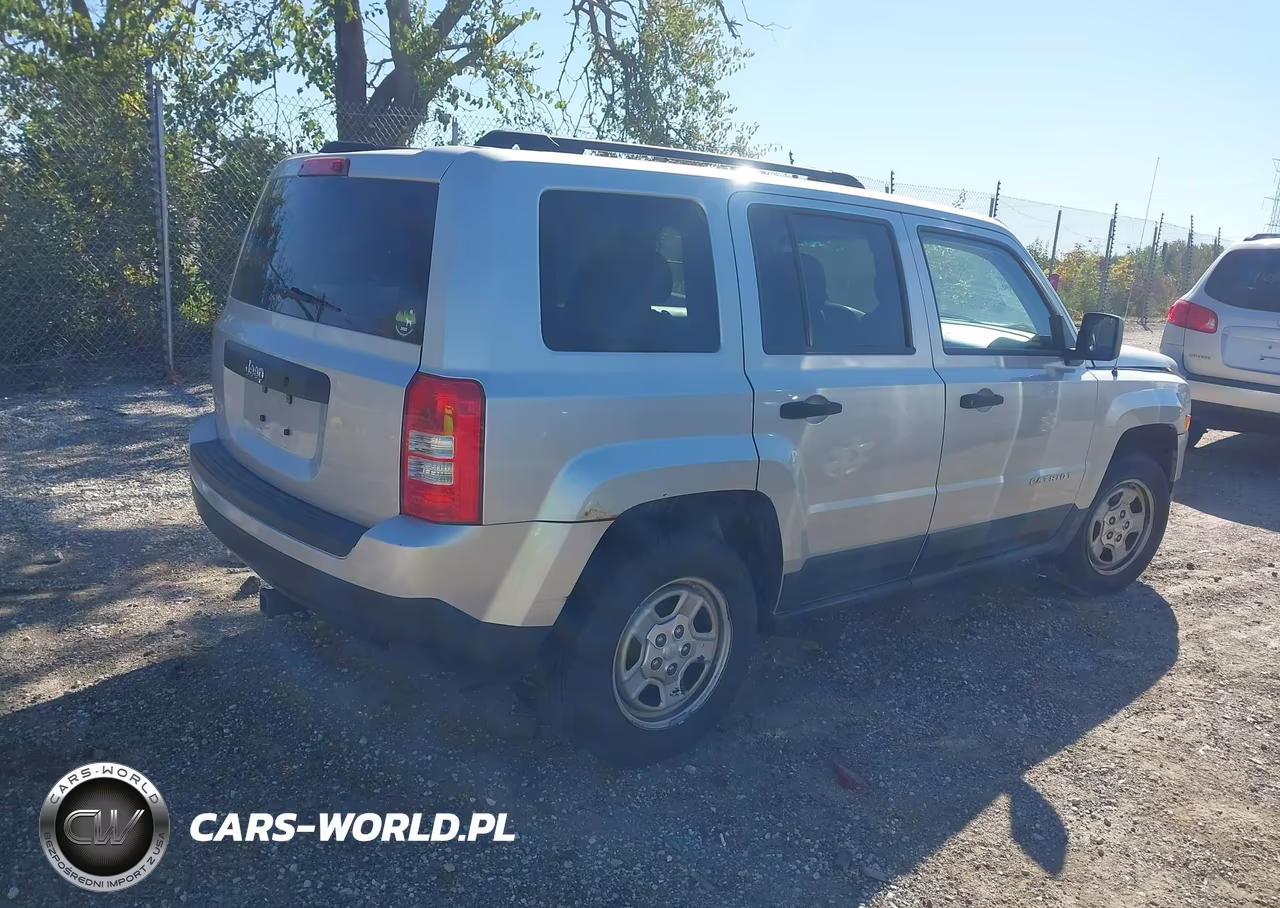 2011 Jeep Patriot Sport VIN:1J4NT1GA3BD267124 - 4