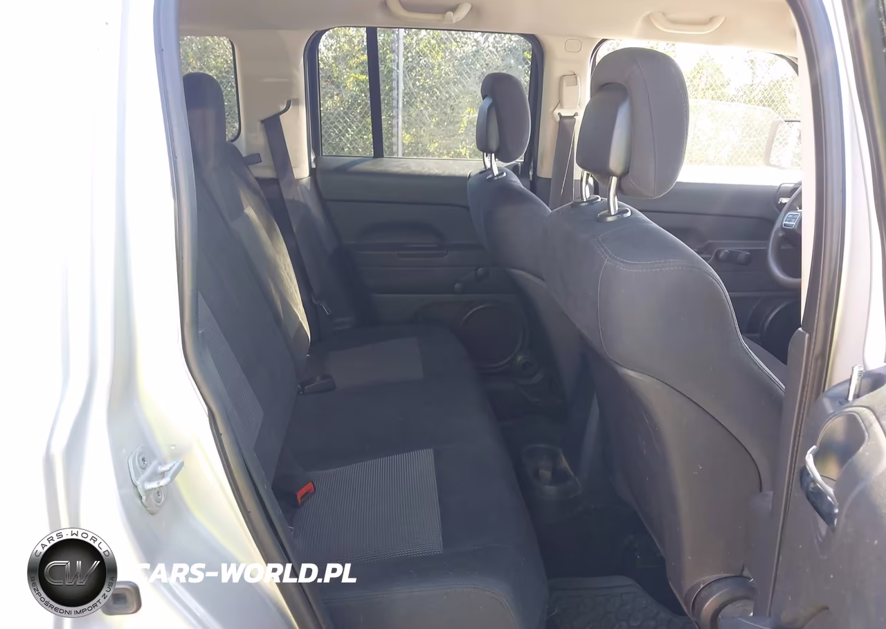 2011 Jeep Patriot Sport VIN:1J4NT1GA3BD267124 - 8