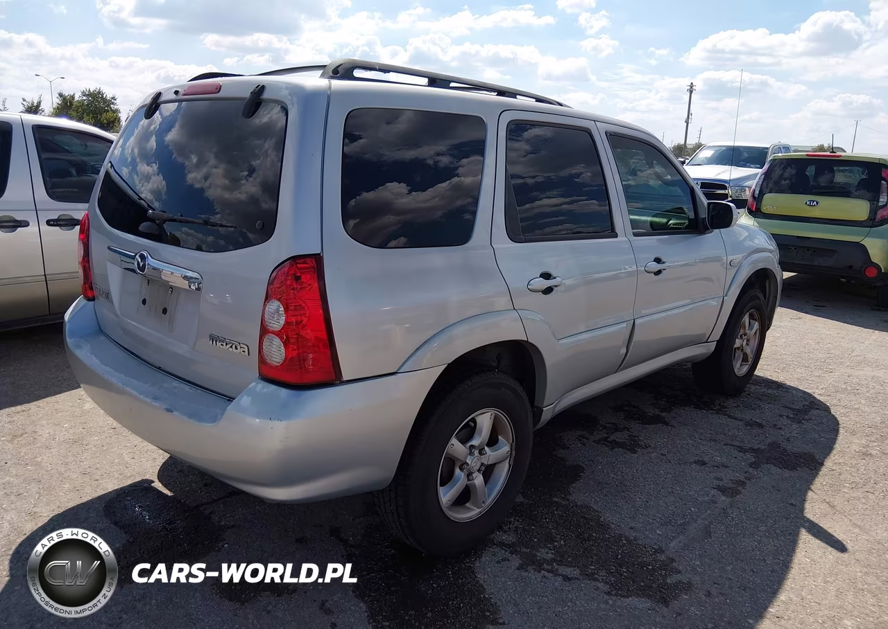 2005 Mazda Tribute I VIN:4F2YZ02Z15KM53446 - 4
