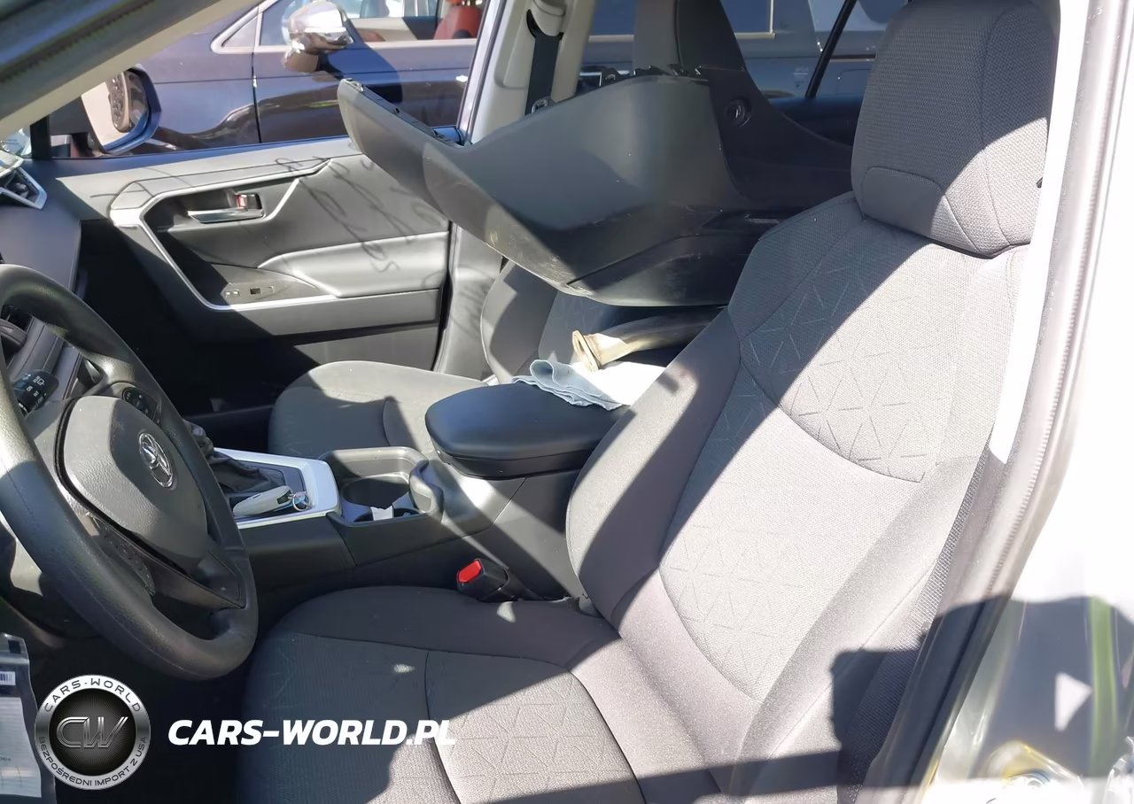 2021 Toyota Rav4 Xle VIN:2T3W1RFV4MC152493 - 19