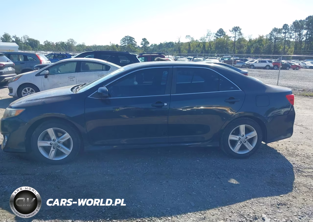 2013 Toyota Camry Se VIN:4T1BF1FKXDU265069 - 14