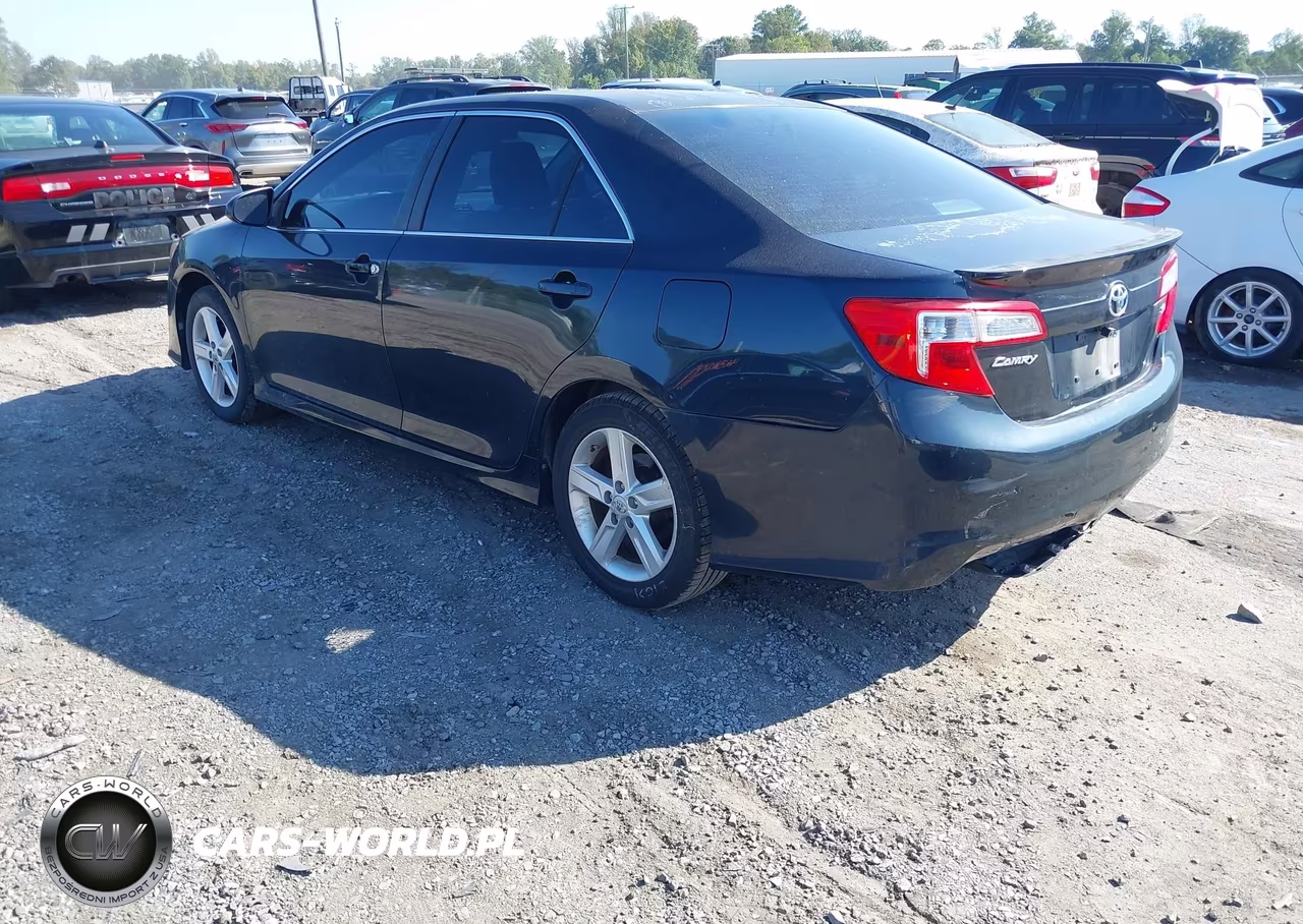 2013 Toyota Camry Se VIN:4T1BF1FKXDU265069 - 3