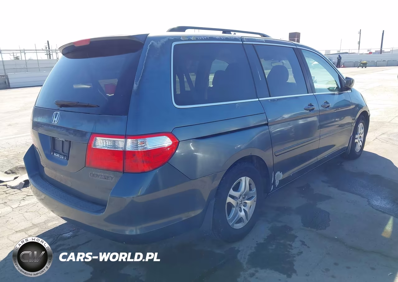 2005 Honda Odyssey Ex VIN:5FNRL384X5B006307 - 4