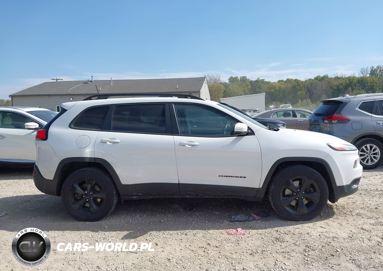 2016 Jeep Cherokee Altitude VIN:1C4PJMCBXGW203159 - 13