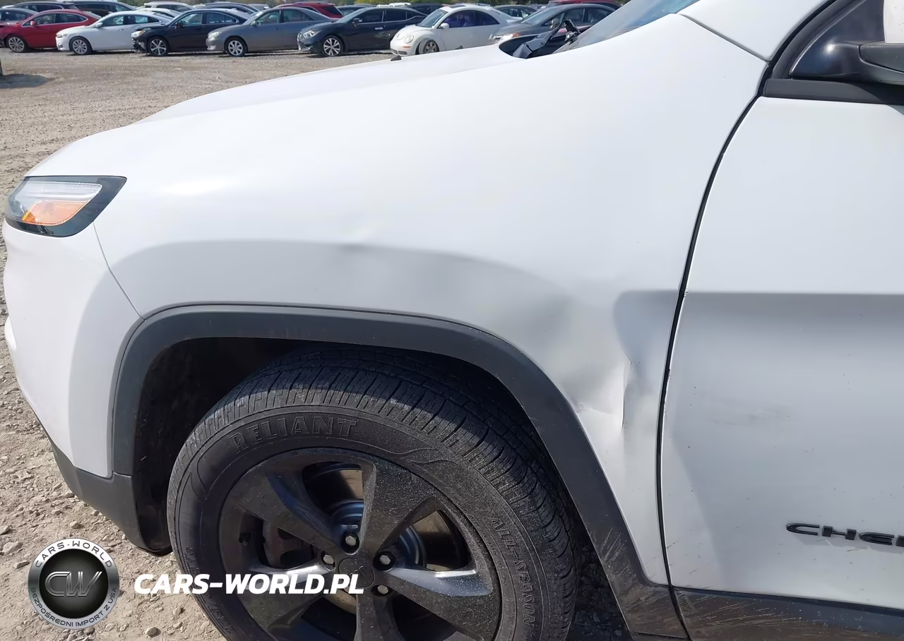 2016 Jeep Cherokee Altitude VIN:1C4PJMCBXGW203159 - 17