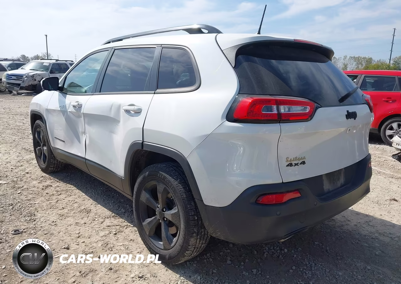2016 Jeep Cherokee Altitude VIN:1C4PJMCBXGW203159 - 3