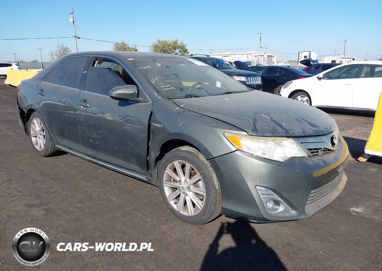 2013 Toyota Camry Hybrid Xle