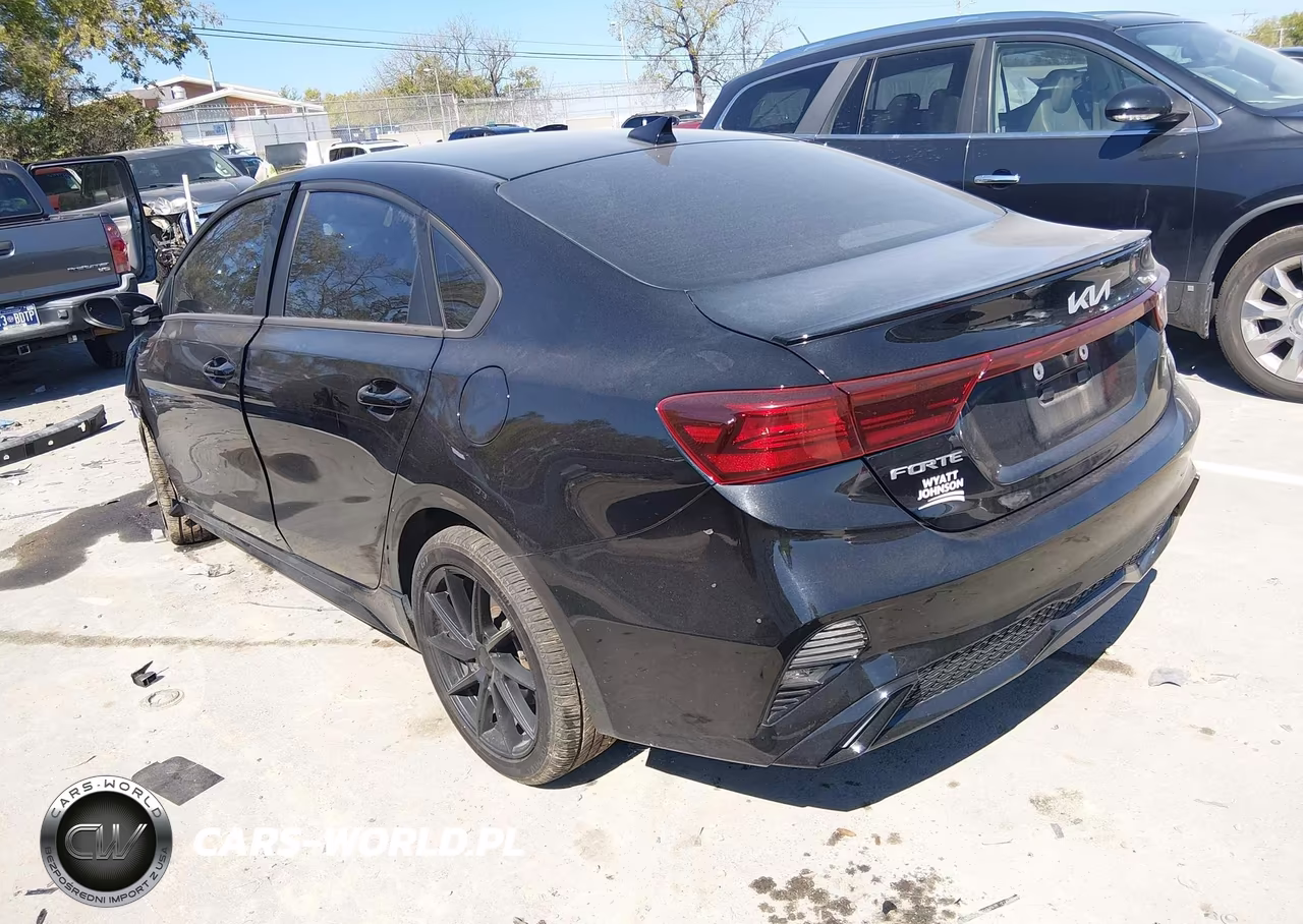 2022 Kia Forte Gt-Line VIN:3KPF54AD5NE501419 - 3