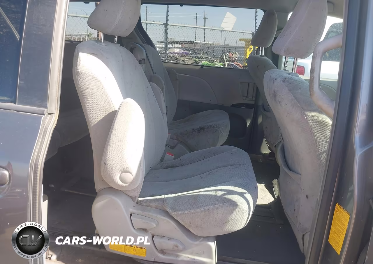2011 Toyota Sienna Le V6 VIN:5TDKK3DC6BS103173 - 8
