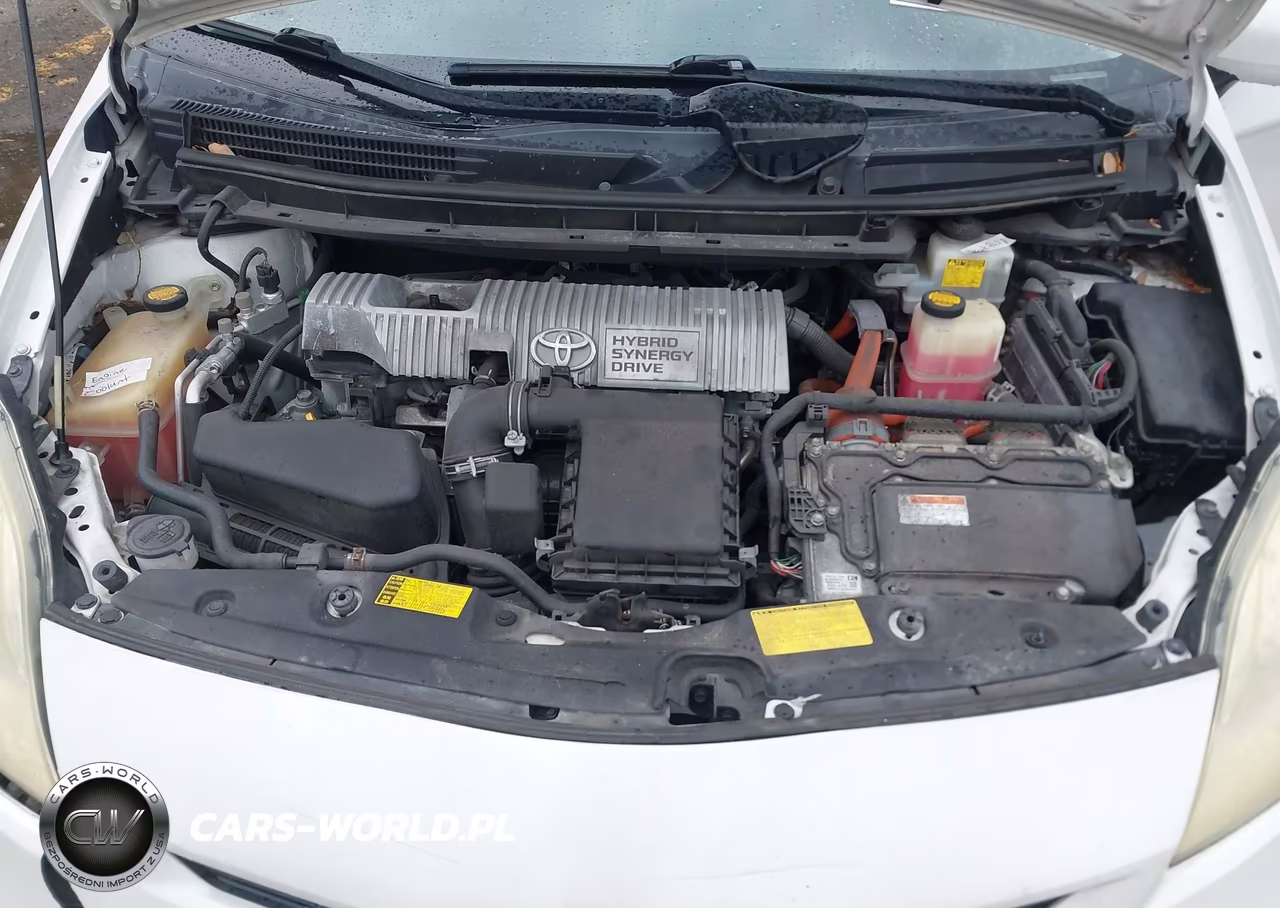 2013 Toyota Prius Two VIN:JTDKN3DU1D5557839 - 10