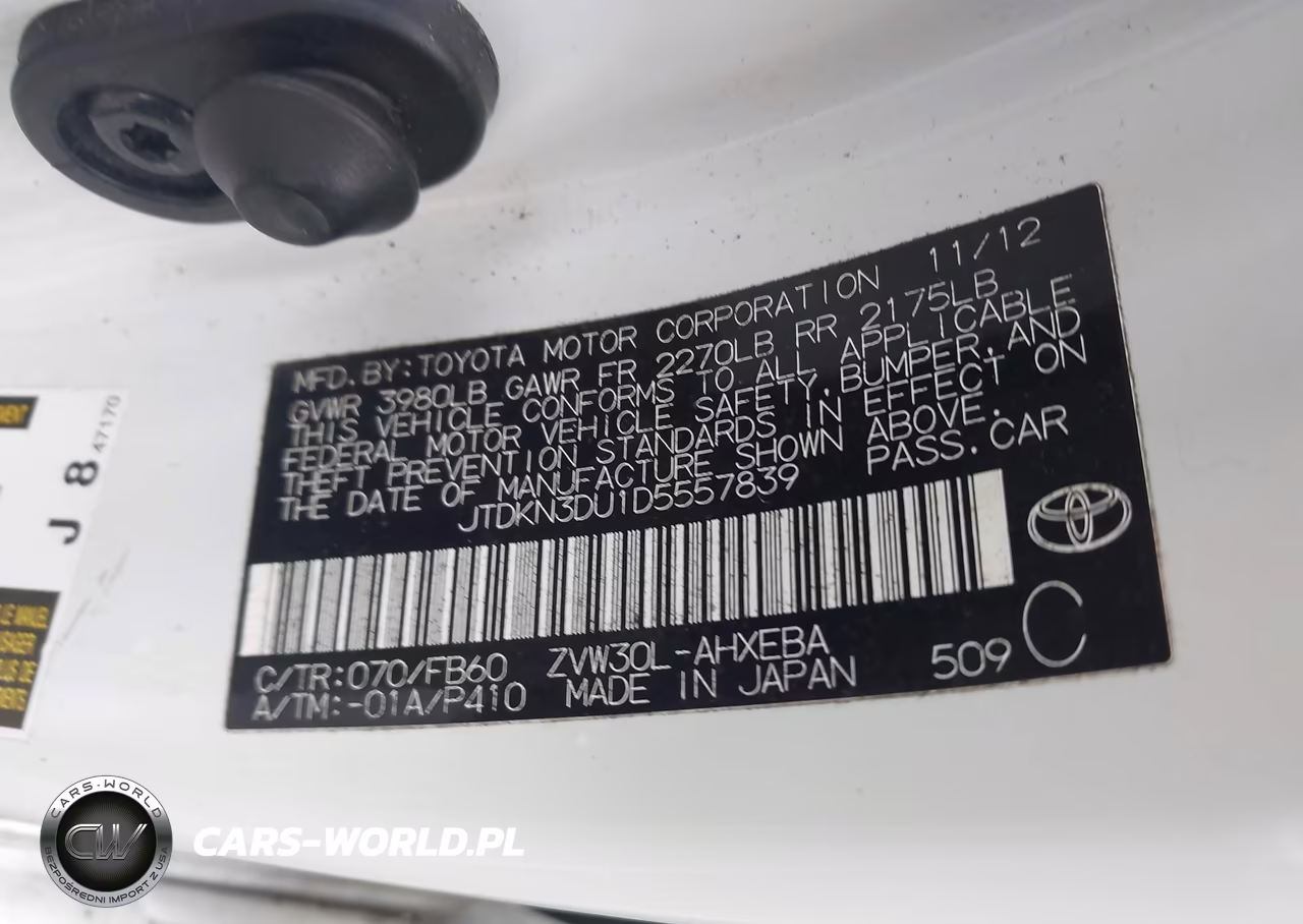2013 Toyota Prius Two VIN:JTDKN3DU1D5557839 - 9