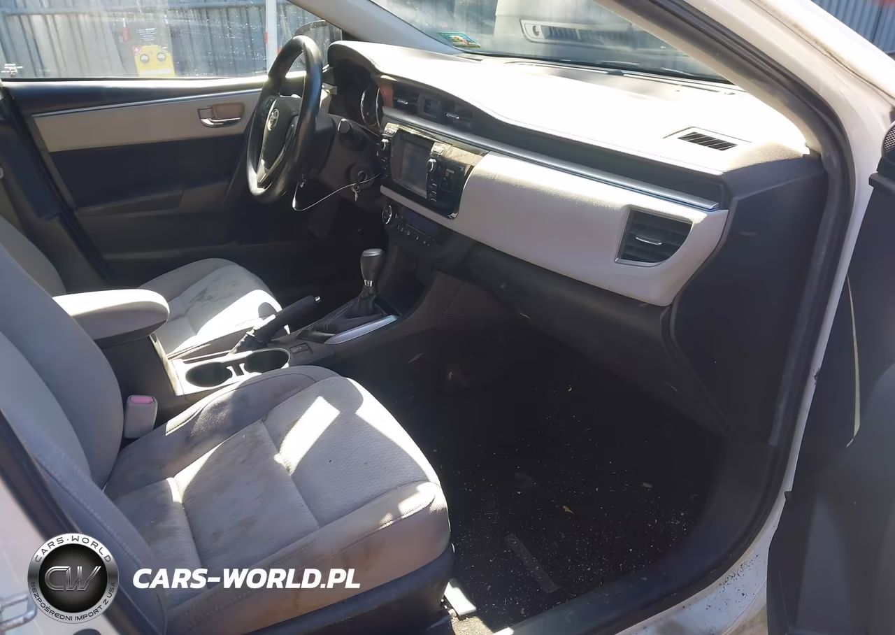 2016 Toyota Corolla Le VIN:5YFBURHE8GP523154 - 5