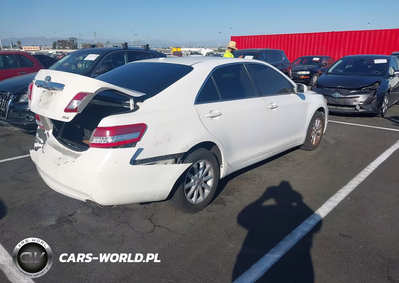 2011 Toyota Camry Xle V6 VIN:4T1BK3EK8BU610508 - 4