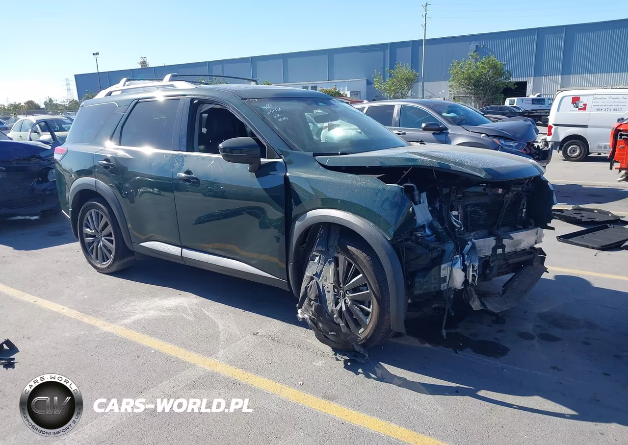 2023 Nissan Pathfinder Sl 4Wd