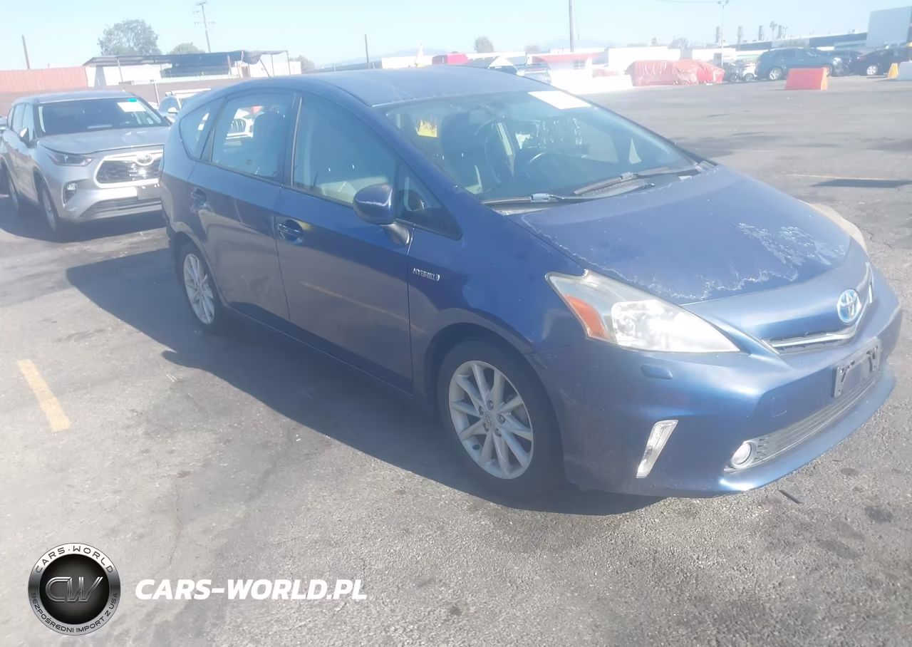 2013 Toyota Prius V Five