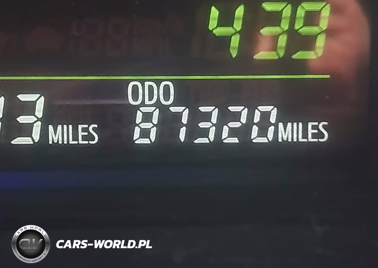2013 Toyota Prius V Five VIN:JTDZN3EU2D3239494 - 16
