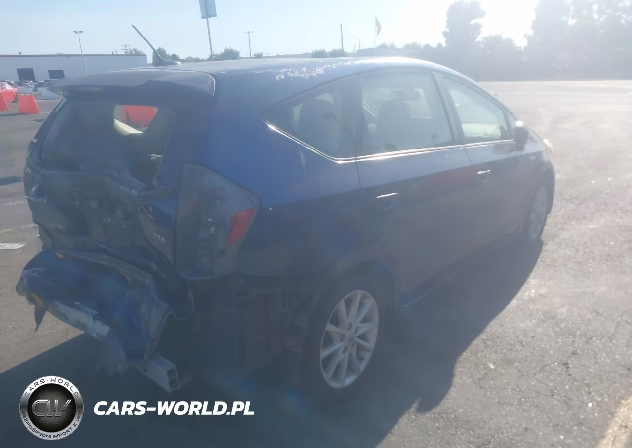 2013 Toyota Prius V Five VIN:JTDZN3EU2D3239494 - 4