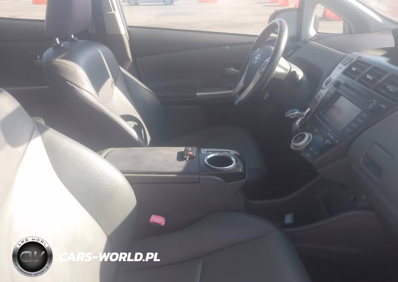 2013 Toyota Prius V Five VIN:JTDZN3EU2D3239494 - 5
