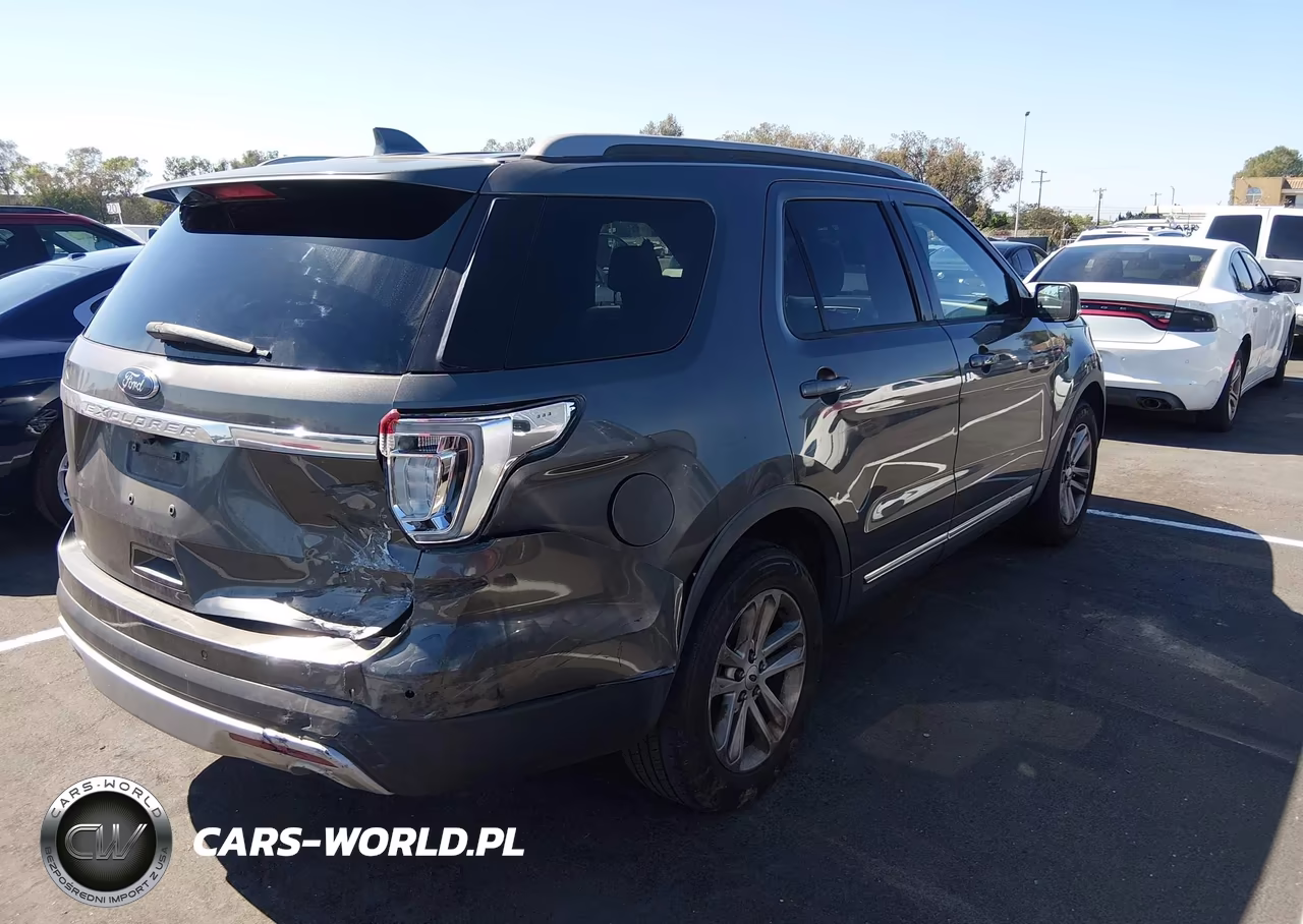2016 Ford Explorer Xlt VIN:1FM5K7D8XGGC04925 - 6