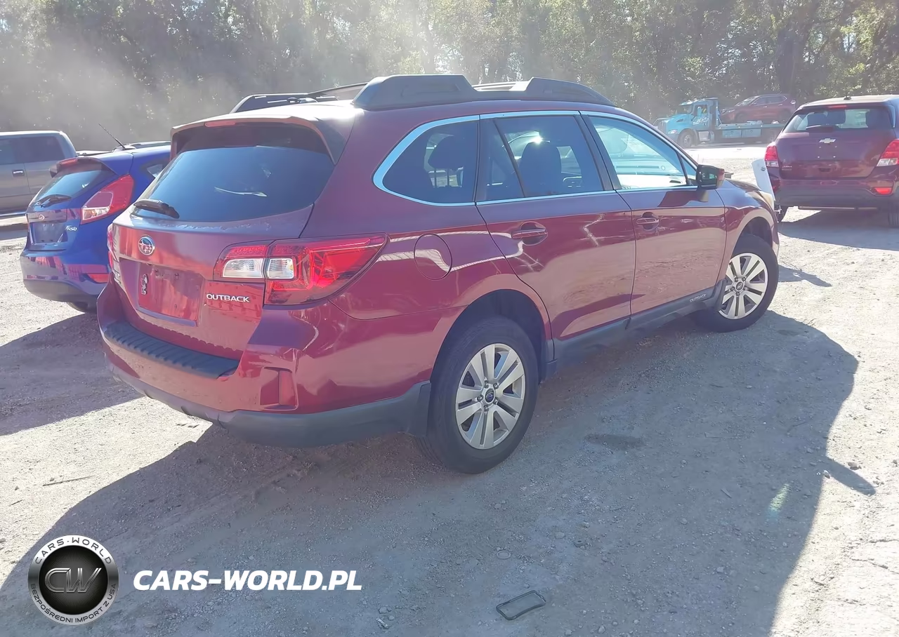 2015 Subaru Outback 2.5I Premium VIN:4S4BSBCC2F3272976 - 4